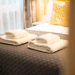 Entire 2 Bed - Free Parking - No. 15 - The Cosy Collection Ltd Apartment *