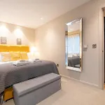 Entire 2 Bed - Free Parking - No. 15 - The Cosy Collection Ltd Apartment York