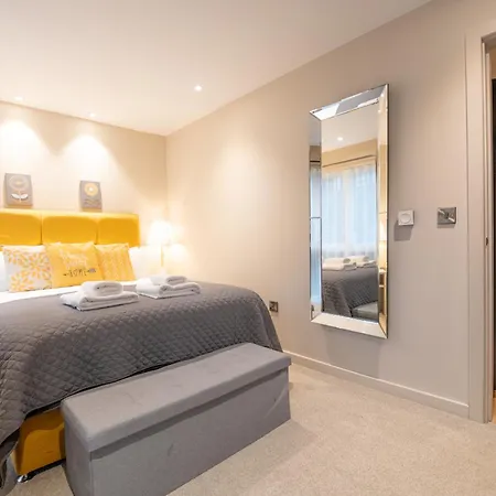 Entire 2 Bed - Free Parking - No. 15 - The Cosy Collection Ltd Appartamento York