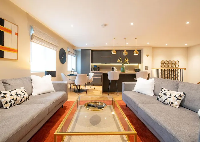Entire 2 Bed - Free Parking - No. 15 - The Cosy Collection Ltd Апартаменты *
